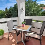 With Parking Space Sveti Anton, Krk - 5288 Apartamento Sveti Anton (Krk)