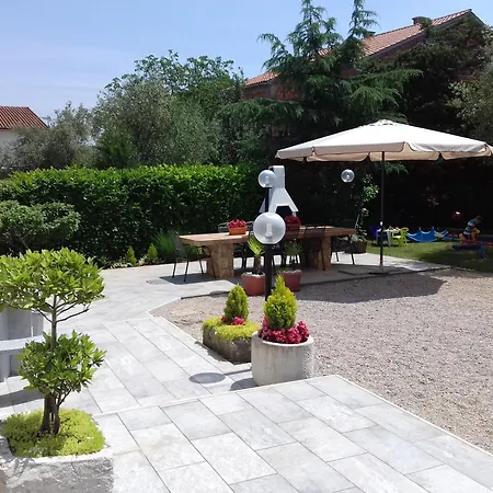 Apartments With Parking Space Sveti Anton, Krk - 5288 Apartment *