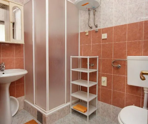With Parking Space Sveti Anton, Krk - 5288 Appartamento *